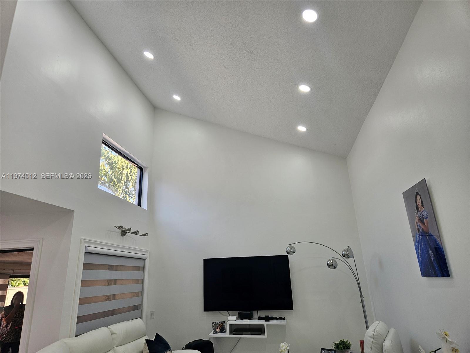 THE MOORS TOWNHOUSES - Residential