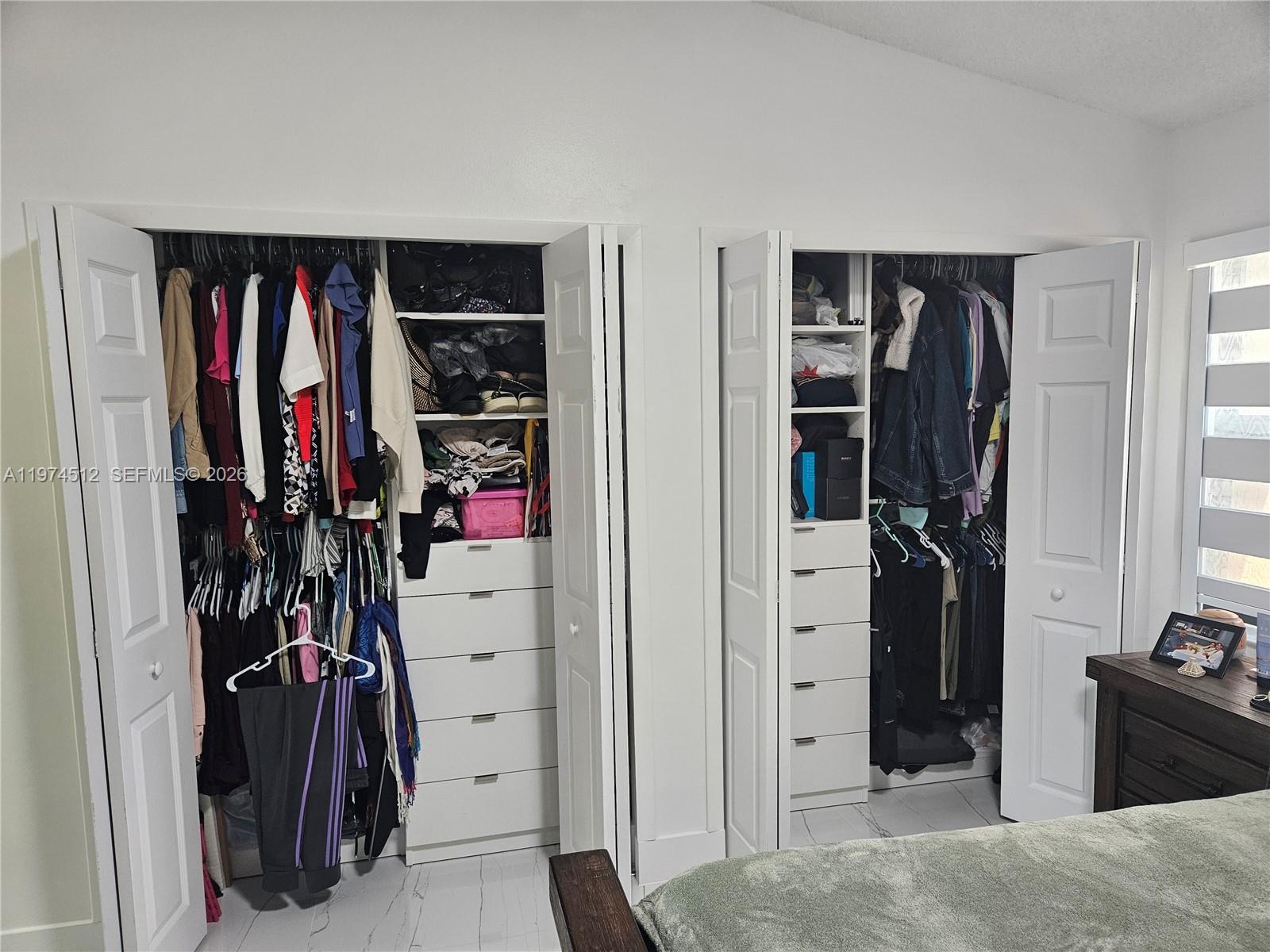 THE MOORS TOWNHOUSES - Residential