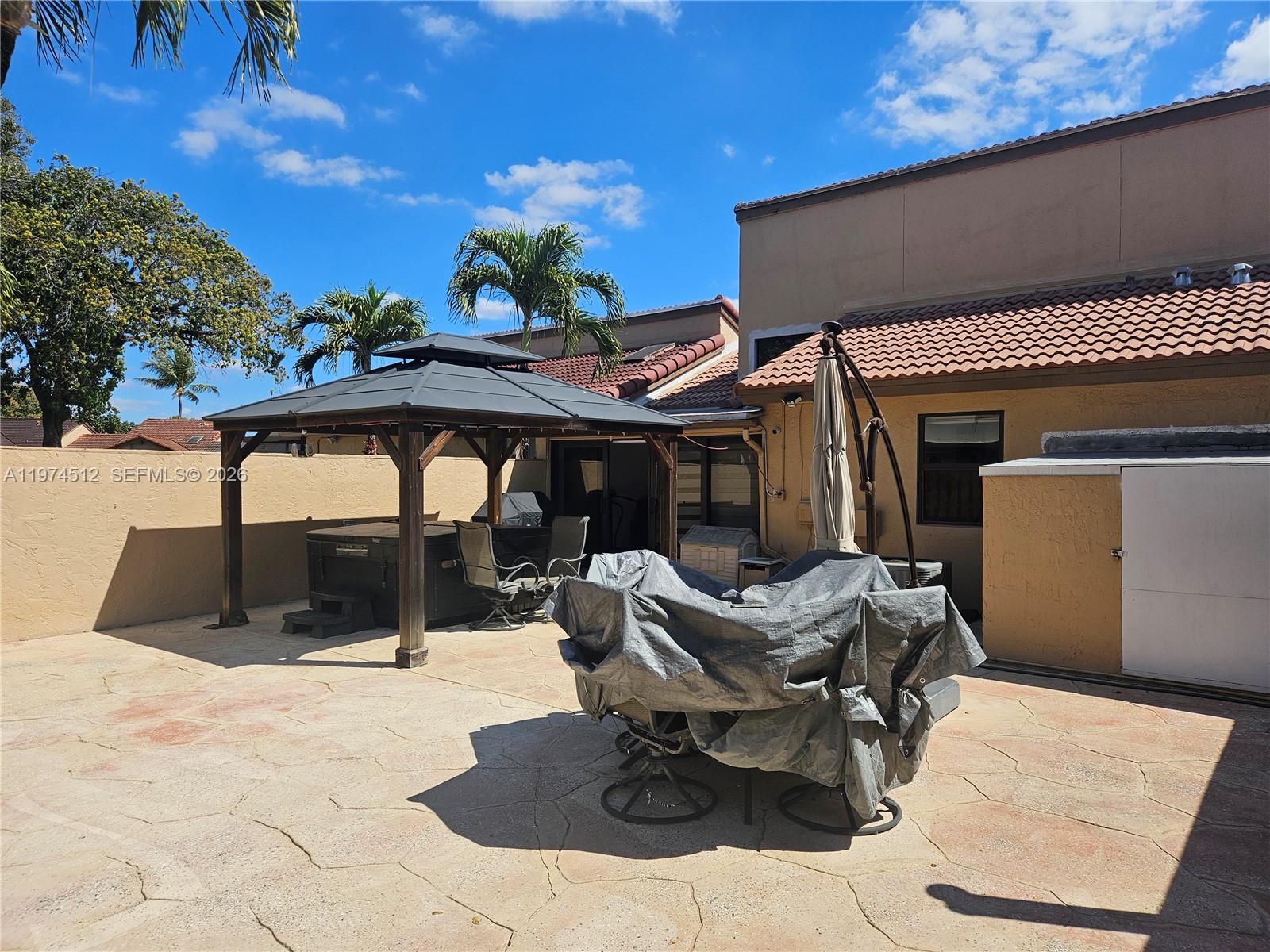 THE MOORS TOWNHOUSES - Residential