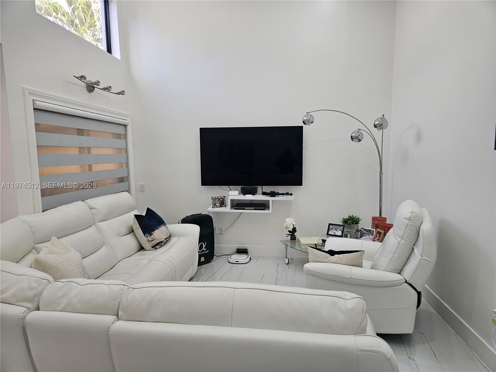 THE MOORS TOWNHOUSES - Residential