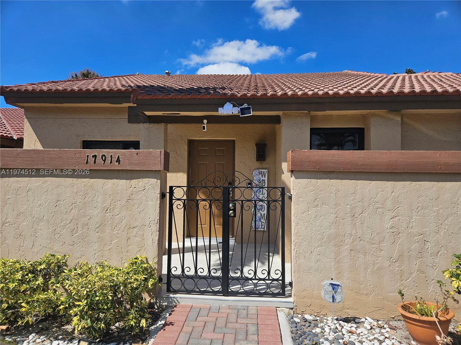 17914 NW 66th Ct Cir