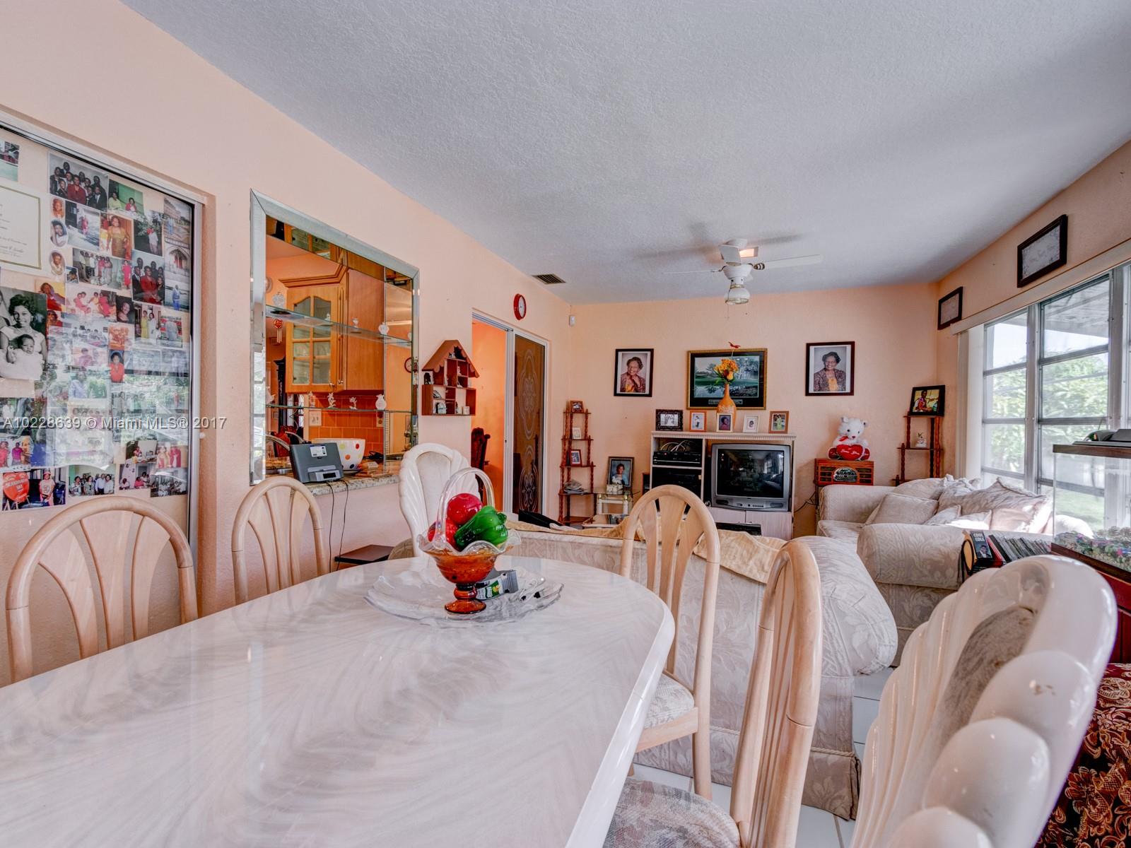 OAKLAND ESTATES 7TH SEC - Residential