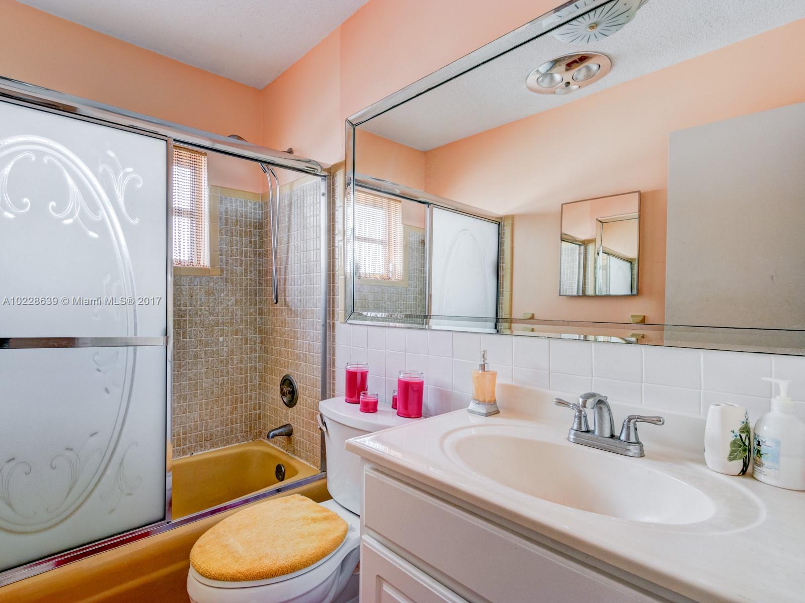 OAKLAND ESTATES 7TH SEC - Residential