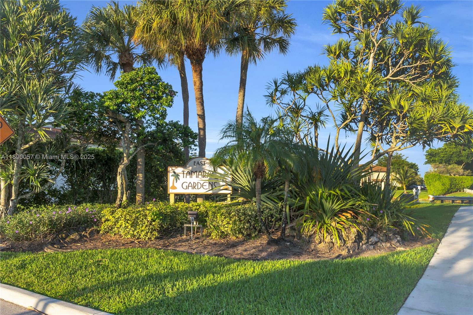 TAMARAC GARDENS CONDOMINI - Residential