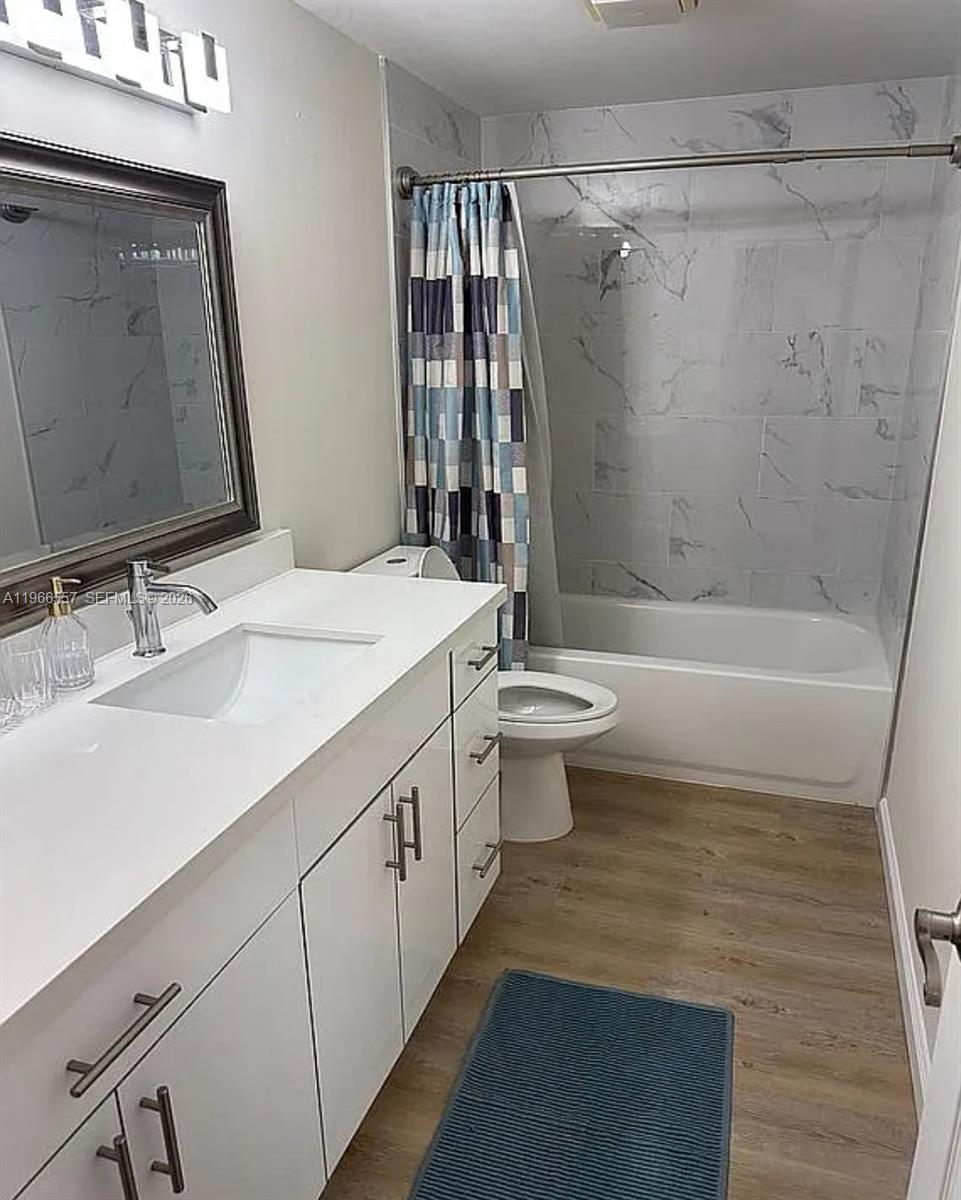 VILLAGE OF SANDALWOOD LAK - Residential