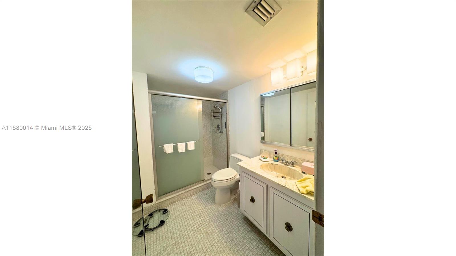 CEDAR GLENN CONDO APTS EA - Residential