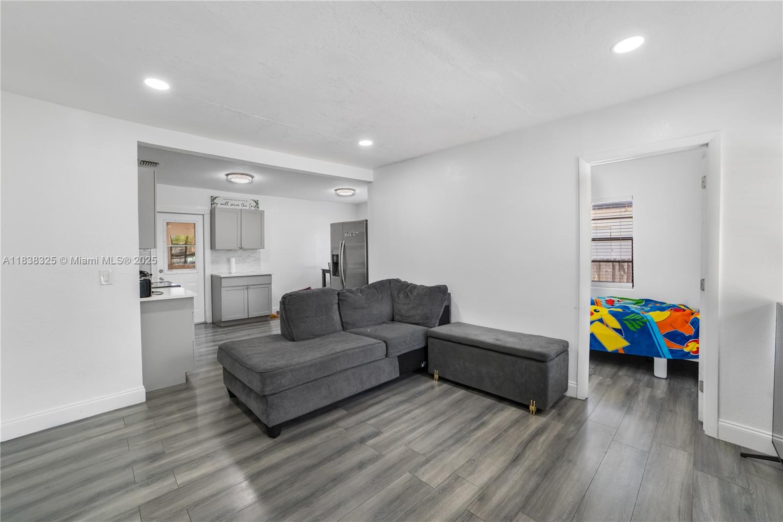 662 Tamiami Blvd, Miami, FL, 33144/$630,000 3 662 Tamiami Blvd