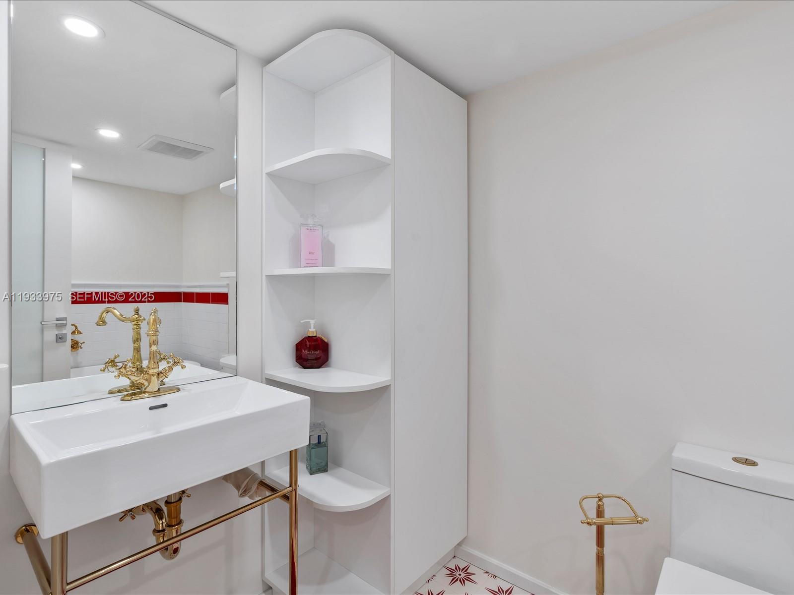 CHAMPLAIN TOWERS NORTH CO - Residential