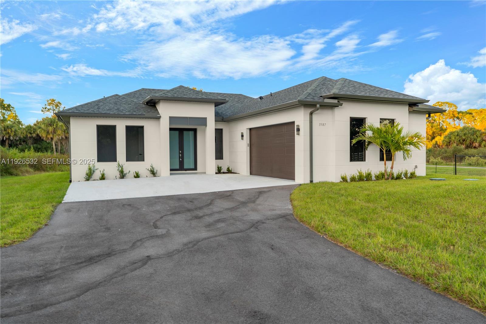 GOLDEN GATE ESTATES - Residential