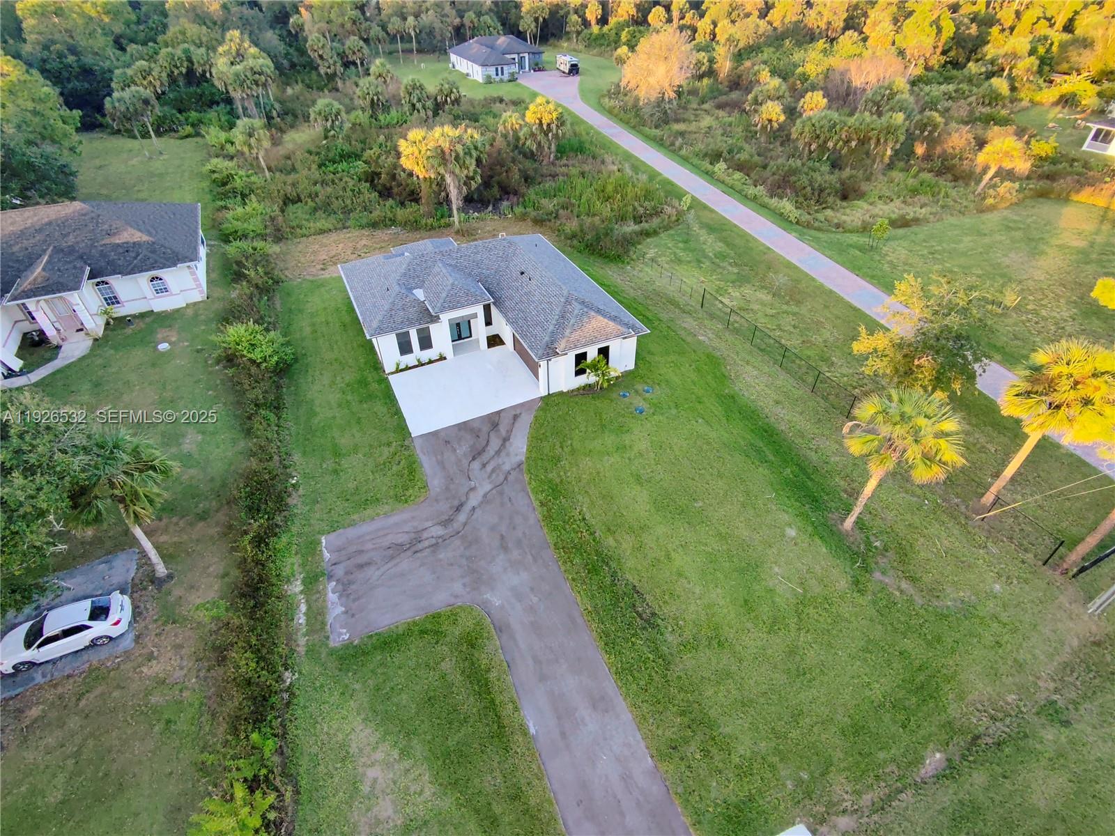 GOLDEN GATE ESTATES - Residential