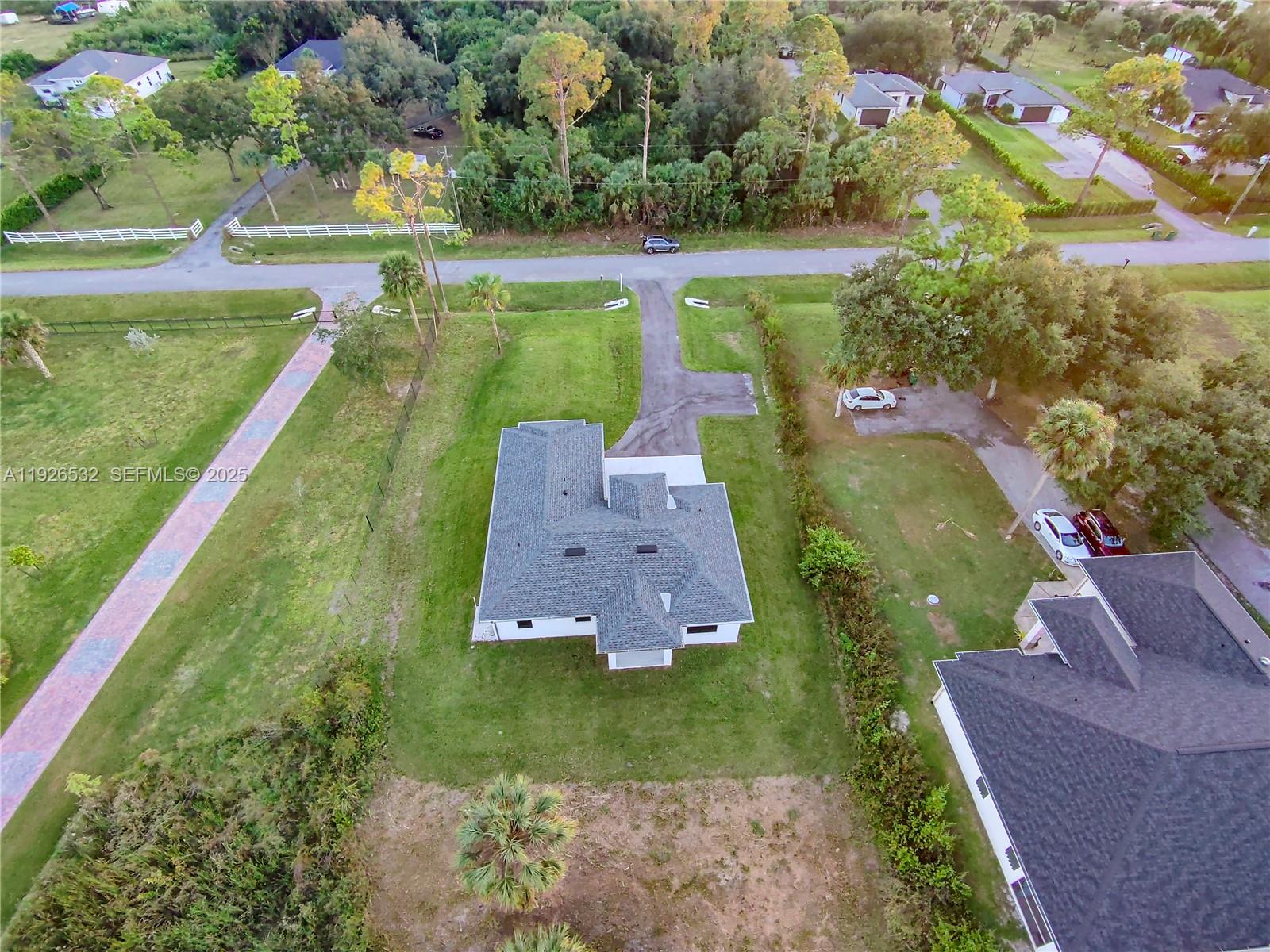 GOLDEN GATE ESTATES - Residential