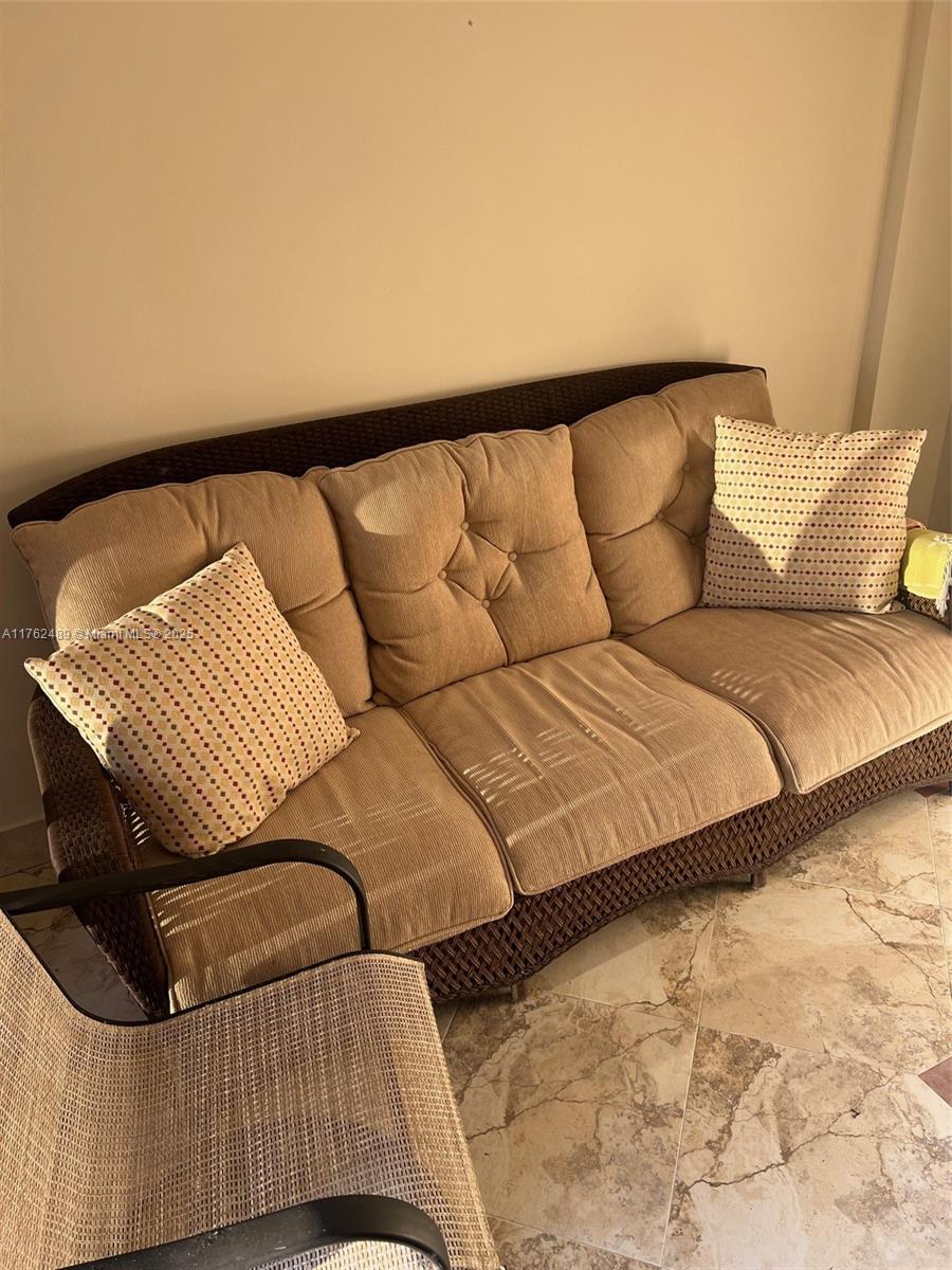 BALMORAL CONDO - Residential