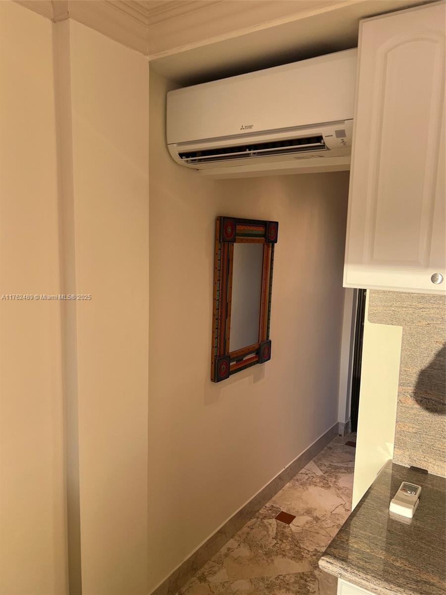 BALMORAL CONDO - Residential