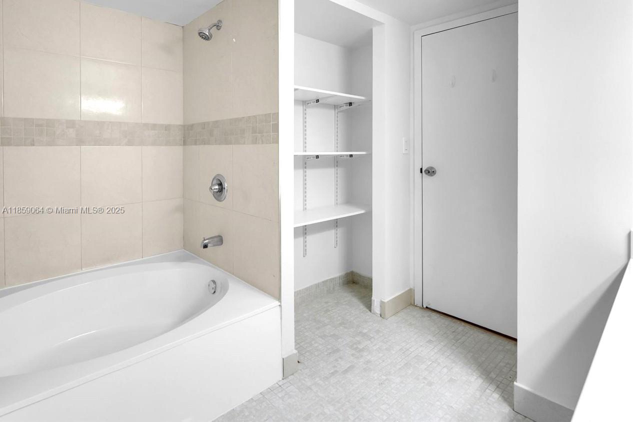 OCEANVIEW PARK CONDO - Residential