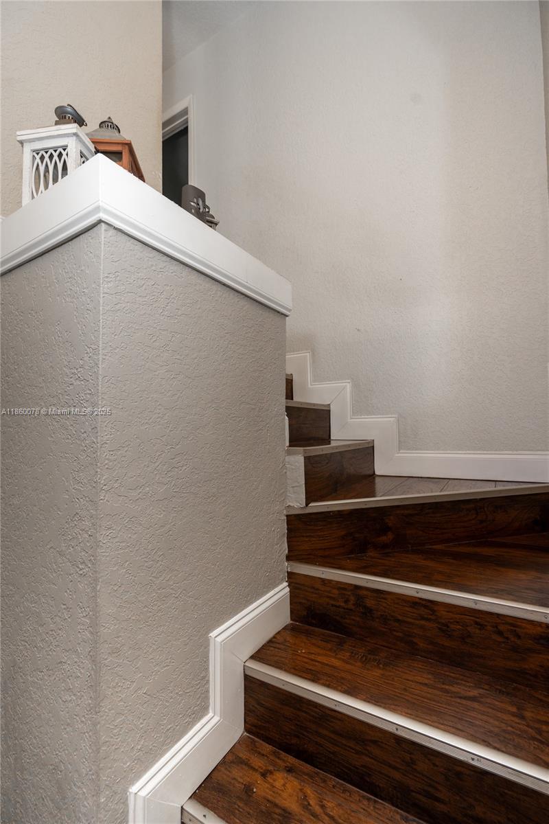 SANDPEBBLES TOWNHOUSE CON - Residential