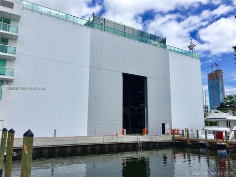 400 Sunny Isles Blvd Sunny Isles Beach FL 33160