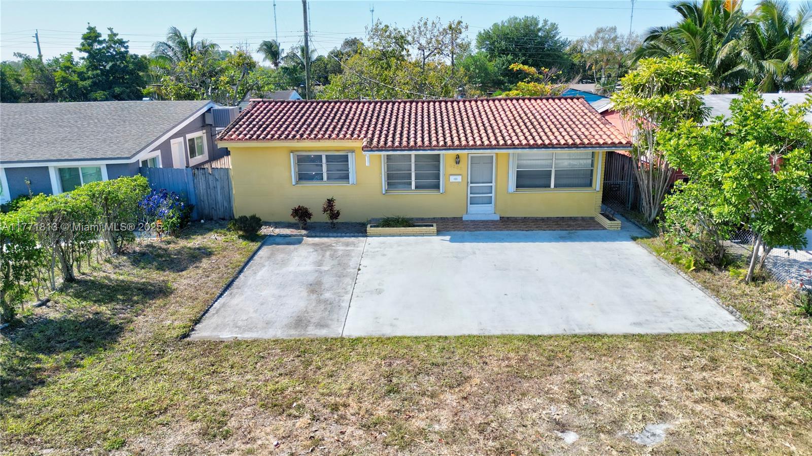 Property for Sale at 6288 Sw 22nd Ct, Miramar, Broward County, Florida - Bedrooms: 2 
Bathrooms: 1  - $449,000