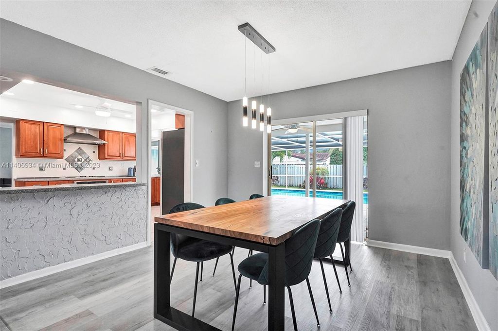 Photo of 5100 Arthur St, Hollywood, FL 33021 (MLS # A11406934)