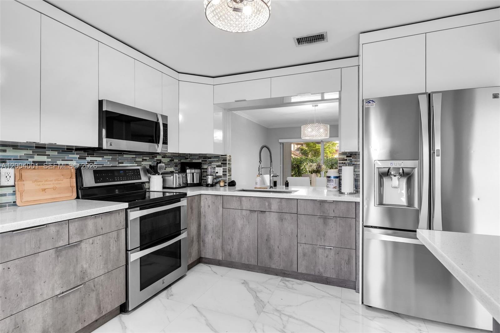 HAMMOCKS SEC 3 - Residential