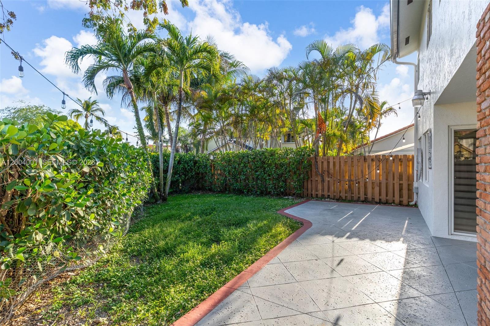 HAMMOCKS SEC 3 - Residential