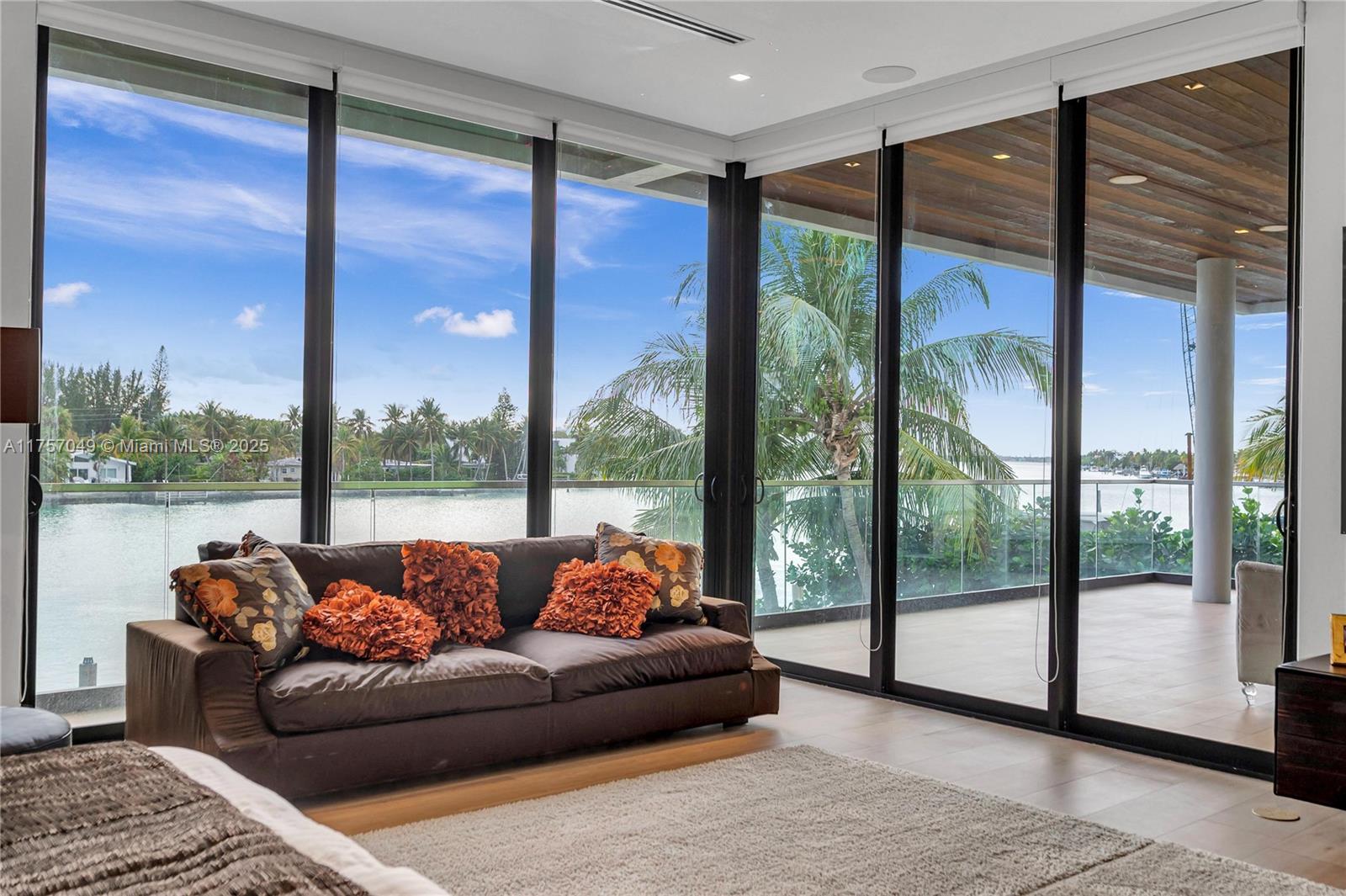 BISCAYNE POINT - Residential Lease