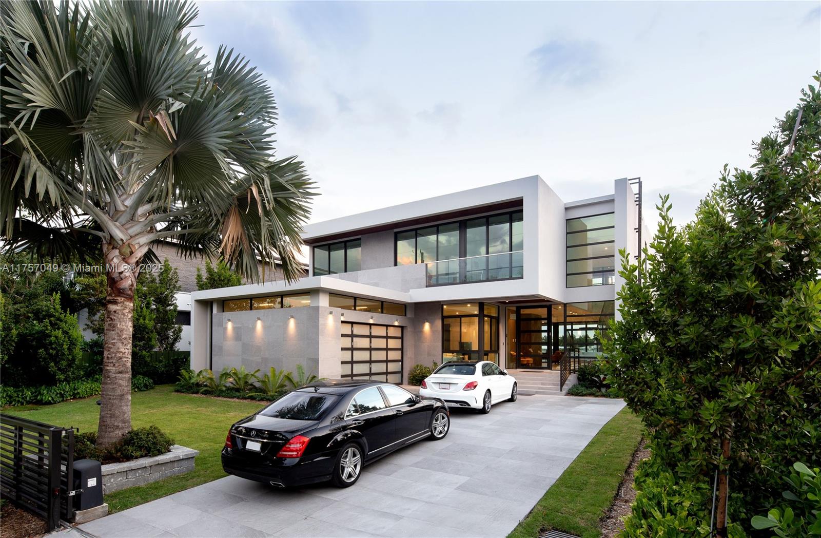 BISCAYNE POINT - Residential Lease