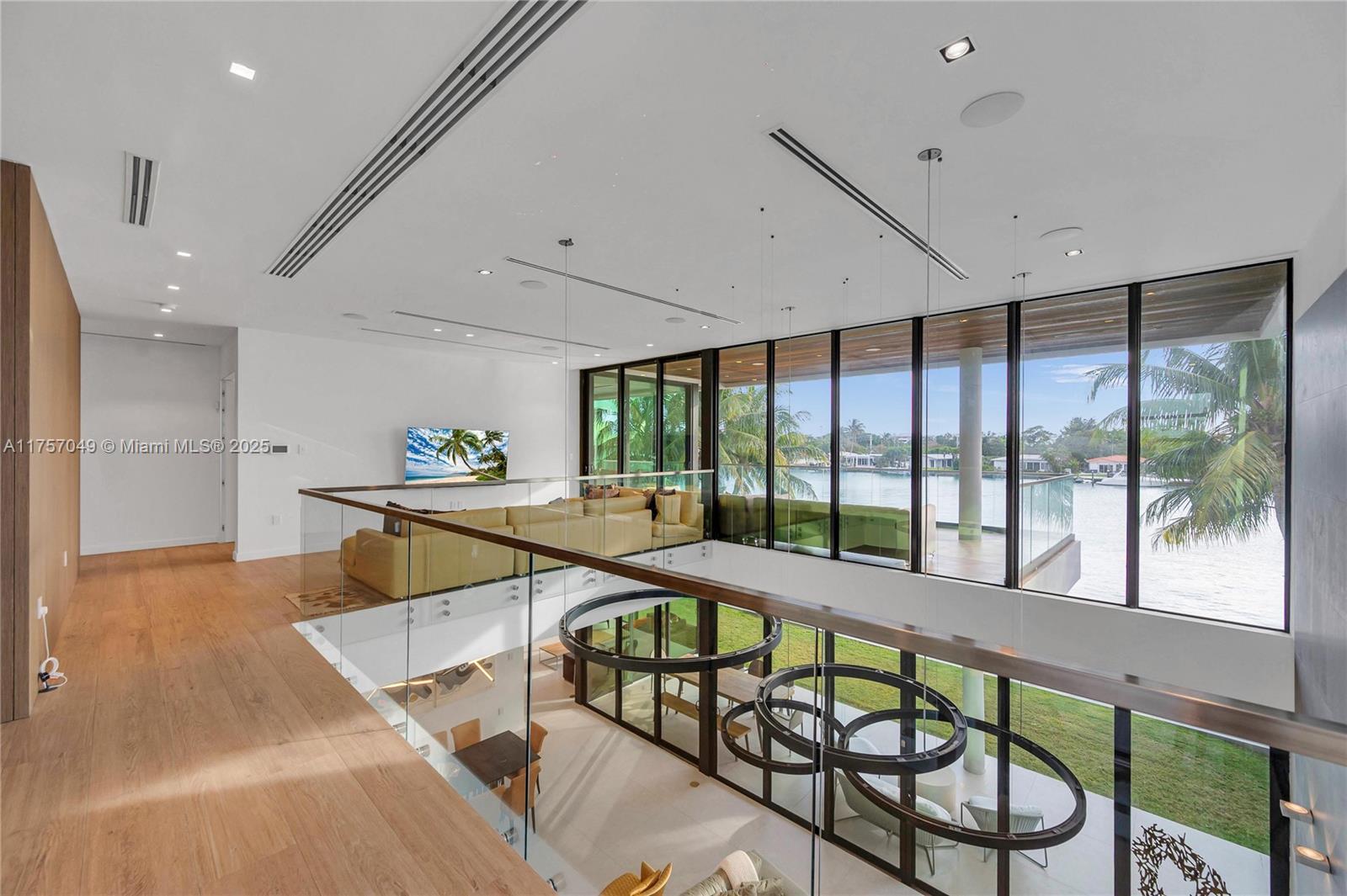 BISCAYNE POINT - Residential Lease