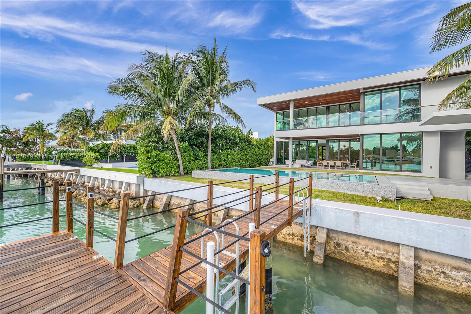 BISCAYNE POINT - Residential Lease