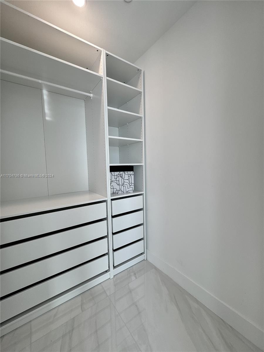 AURORA CONDO - Residential Lease