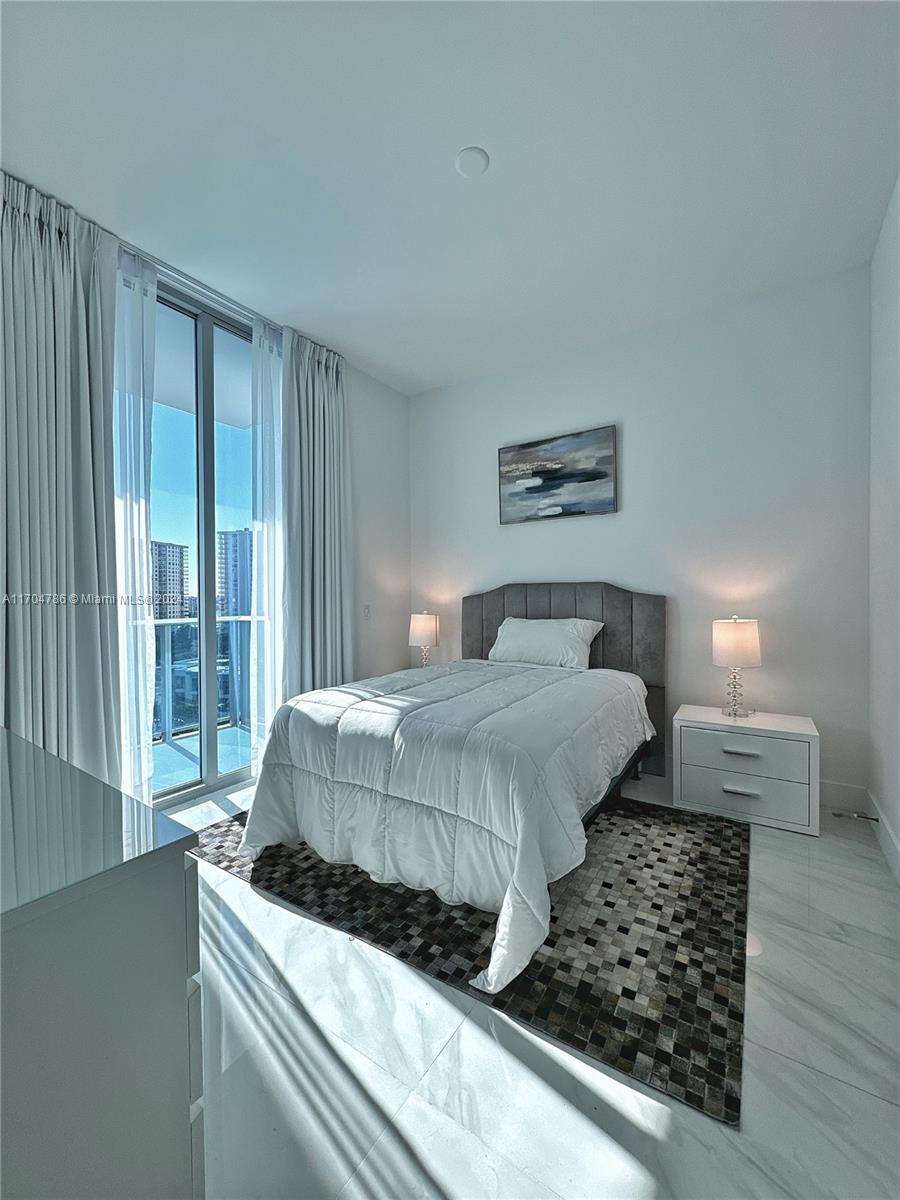 AURORA CONDO - Residential Lease