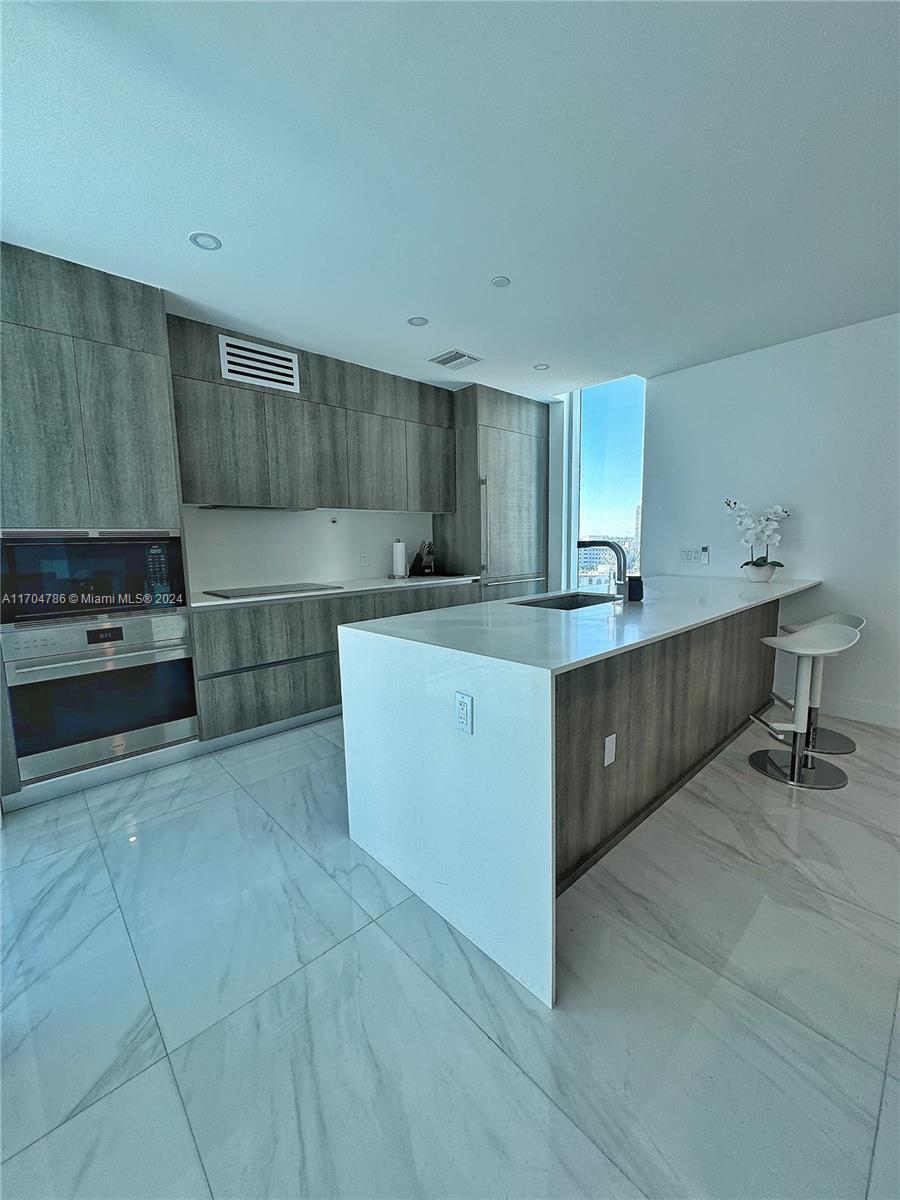 AURORA CONDO - Residential Lease