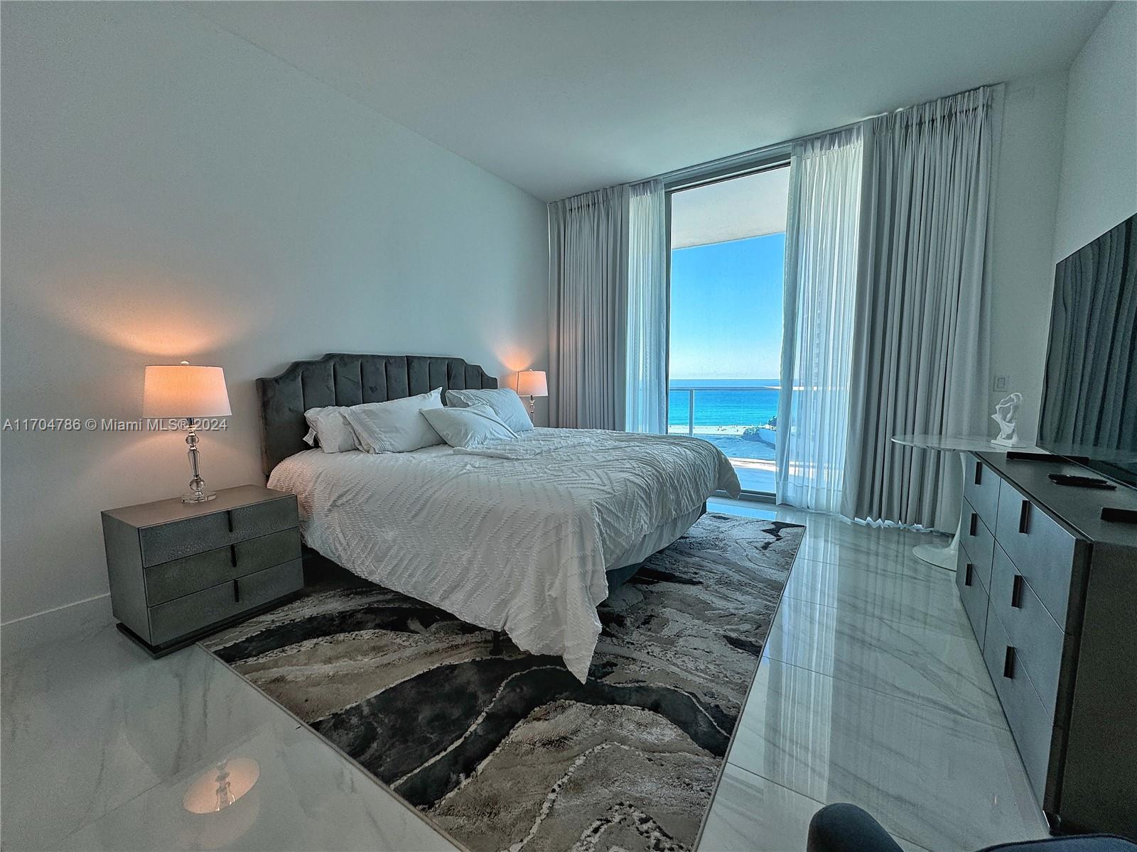 AURORA CONDO - Residential Lease