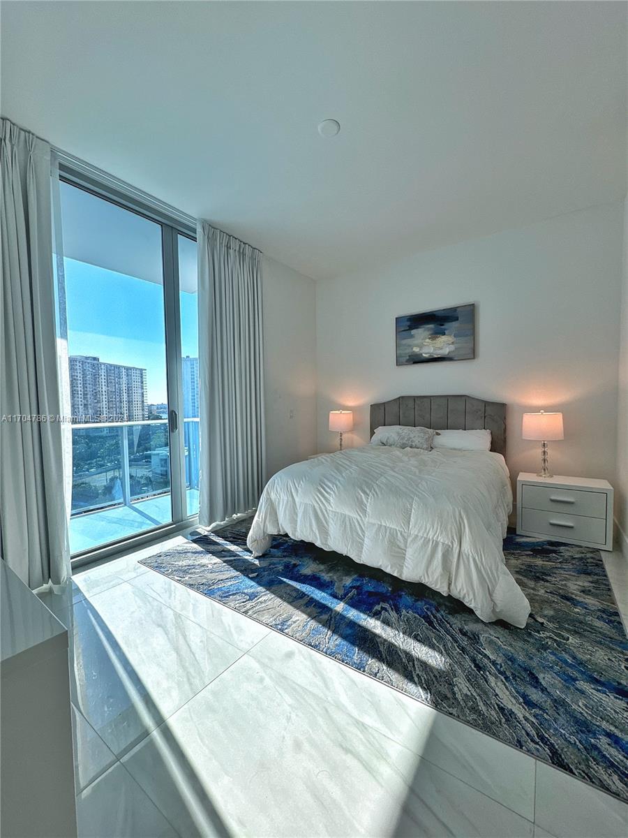 AURORA CONDO - Residential Lease
