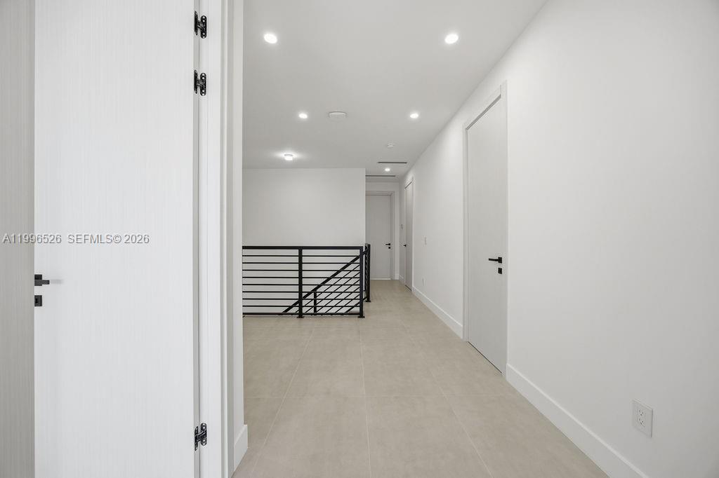 HOLIDAY HEIGHTS - Residential Lease