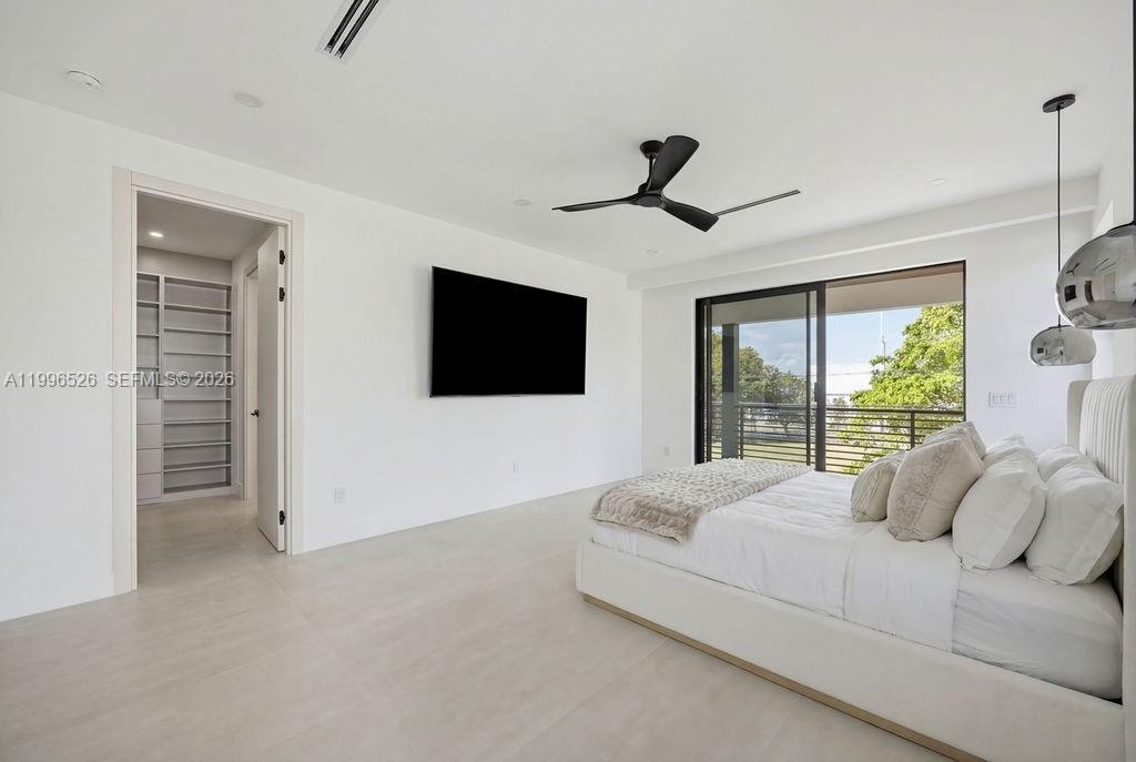 HOLIDAY HEIGHTS - Residential Lease