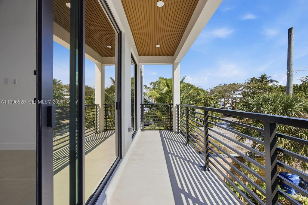 HOLIDAY HEIGHTS - Residential Lease