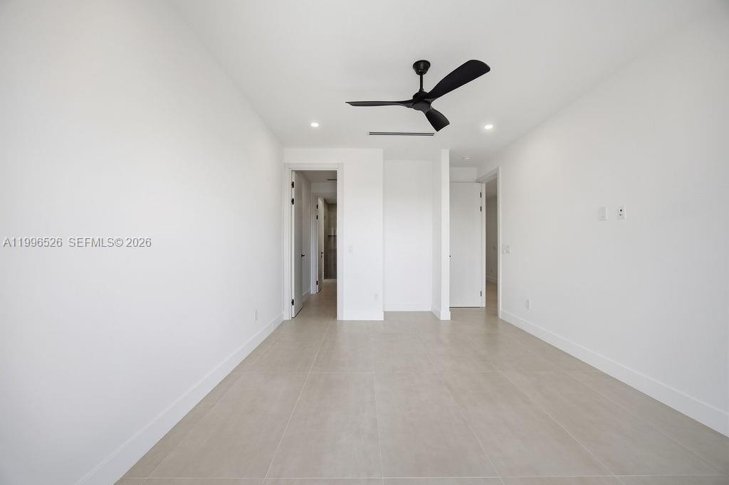 HOLIDAY HEIGHTS - Residential Lease