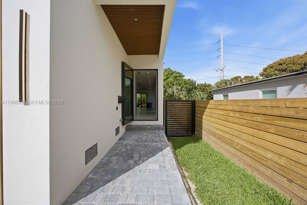 HOLIDAY HEIGHTS - Residential Lease