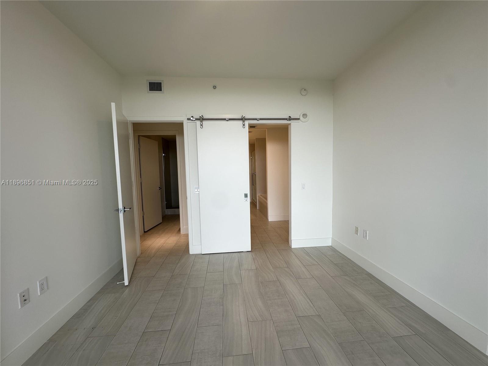 METROPICA NORTH TOWER ONE - Residential Lease