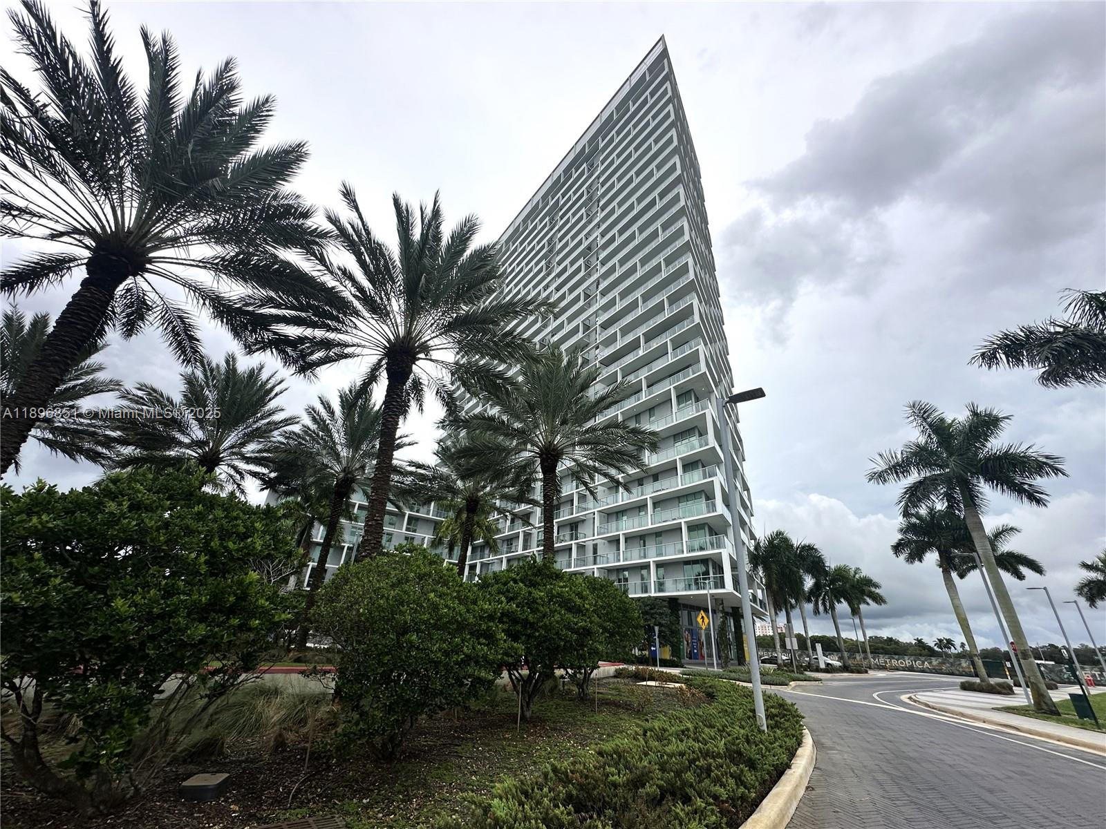 METROPICA NORTH TOWER ONE - Residential Lease