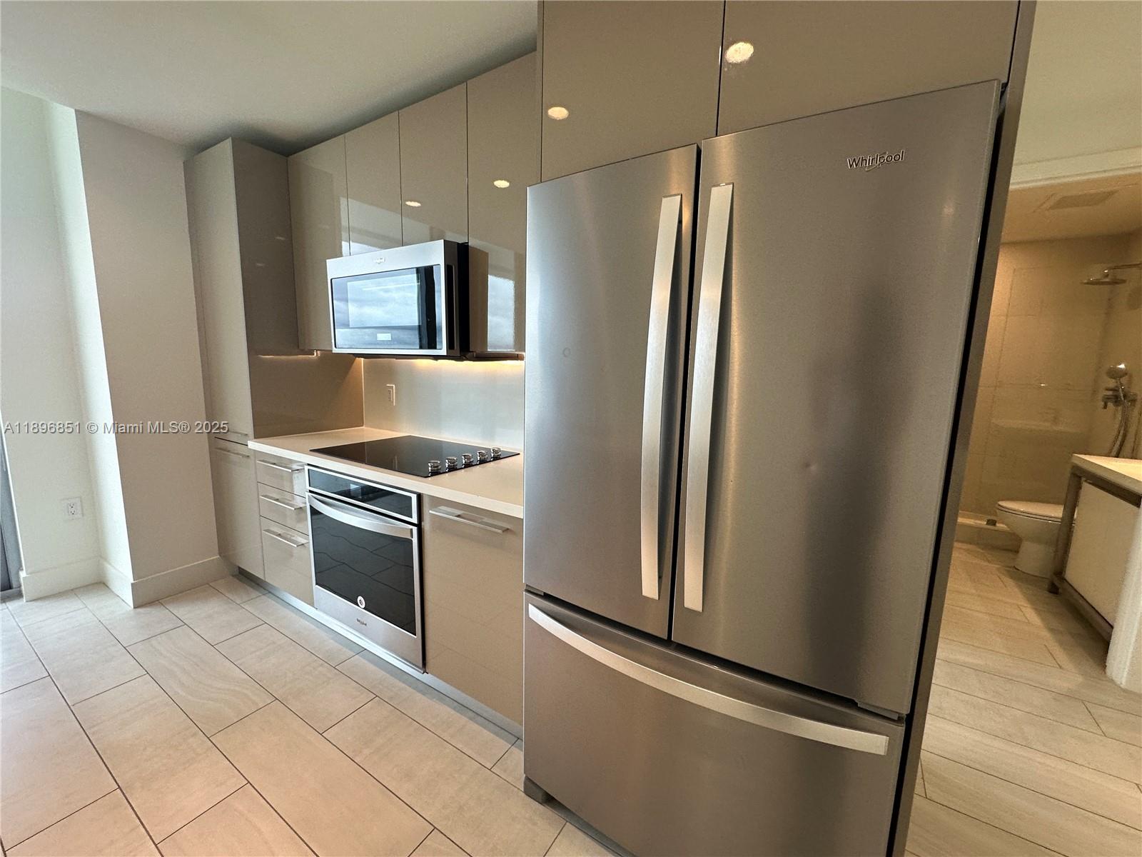 METROPICA NORTH TOWER ONE - Residential Lease