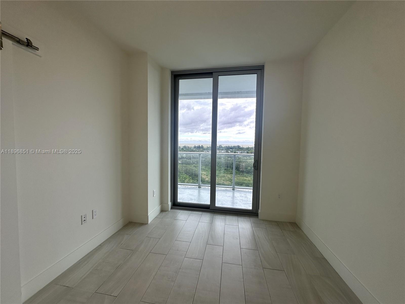 METROPICA NORTH TOWER ONE - Residential Lease