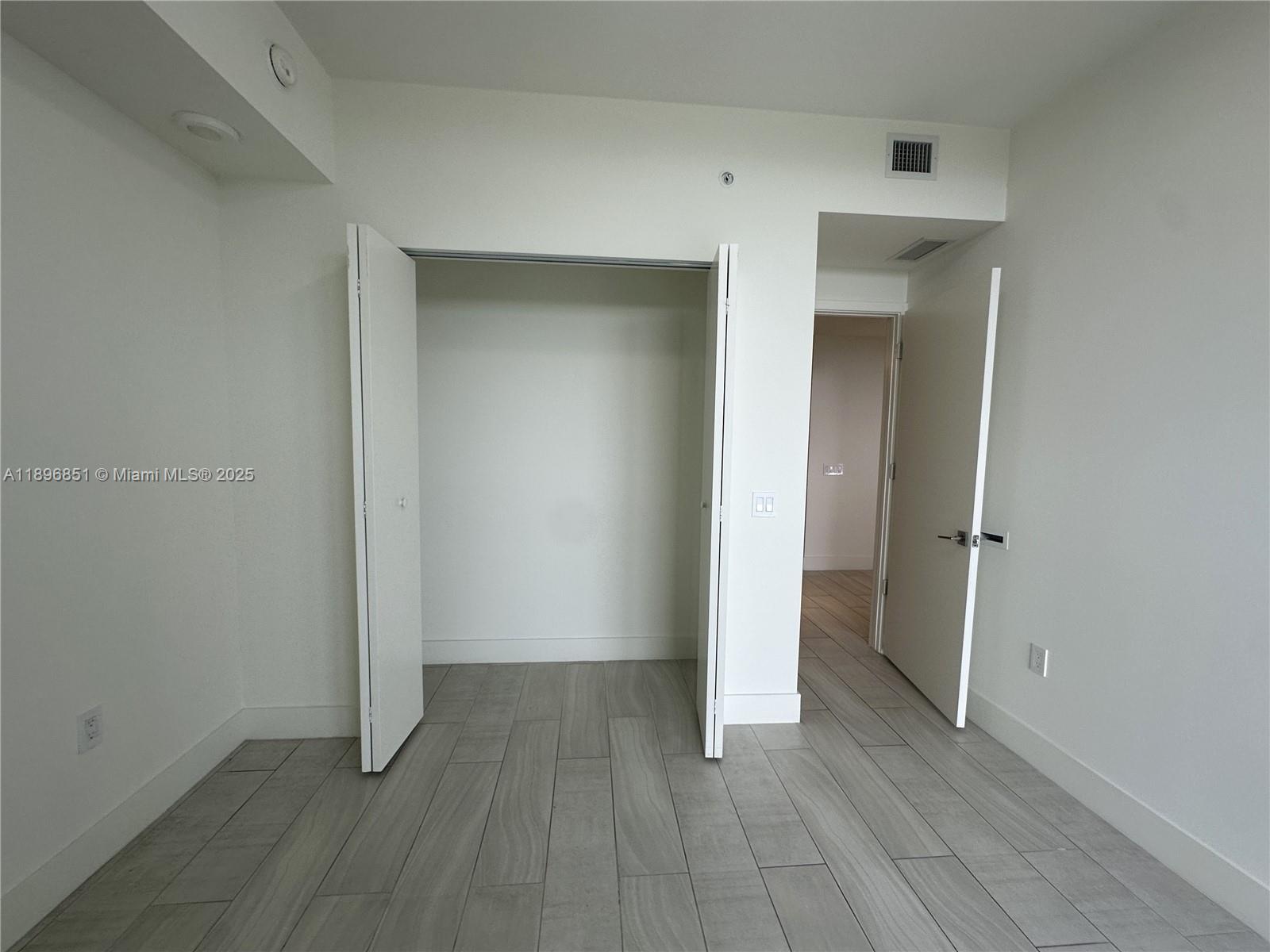 METROPICA NORTH TOWER ONE - Residential Lease