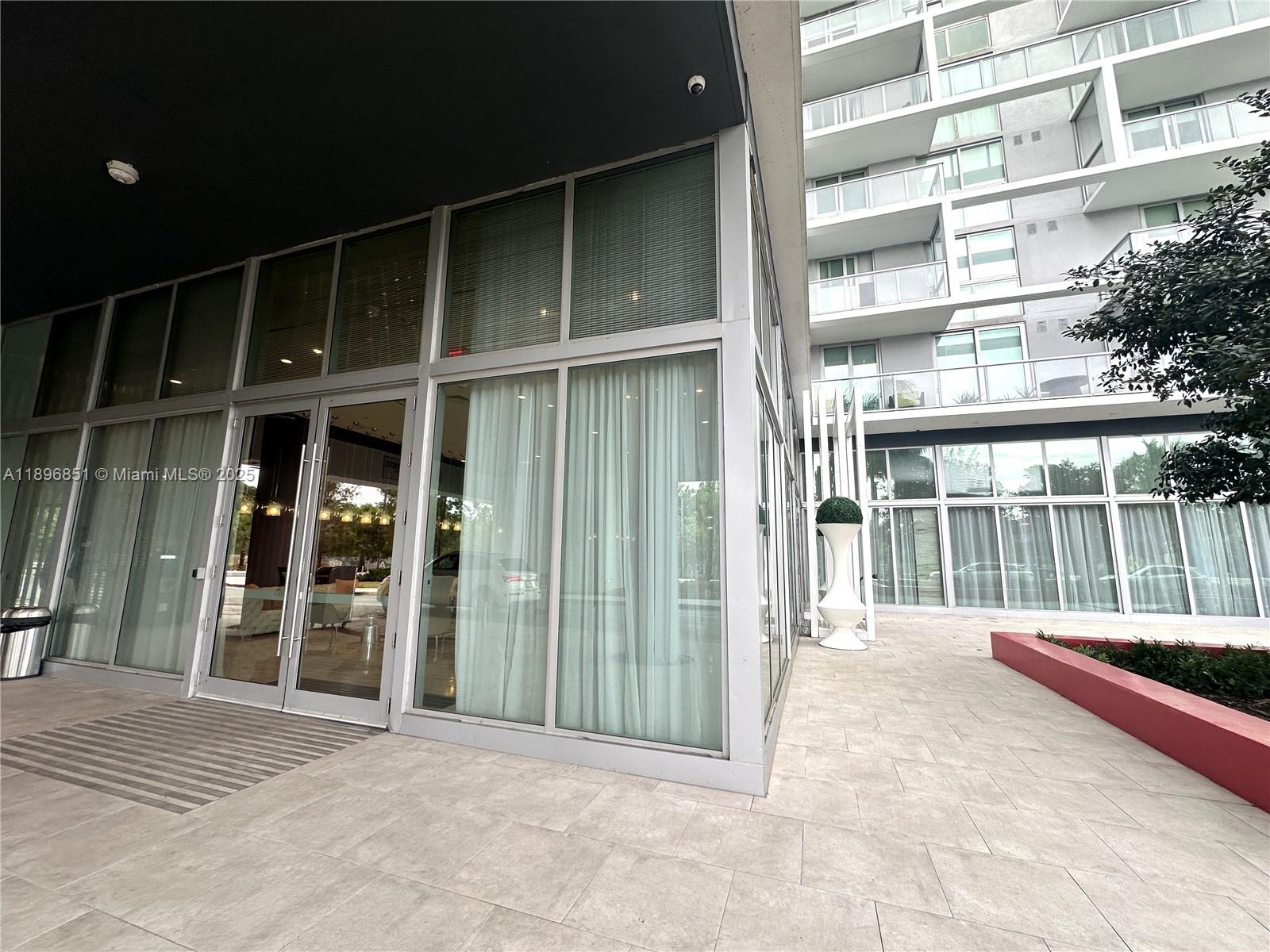 METROPICA NORTH TOWER ONE - Residential Lease