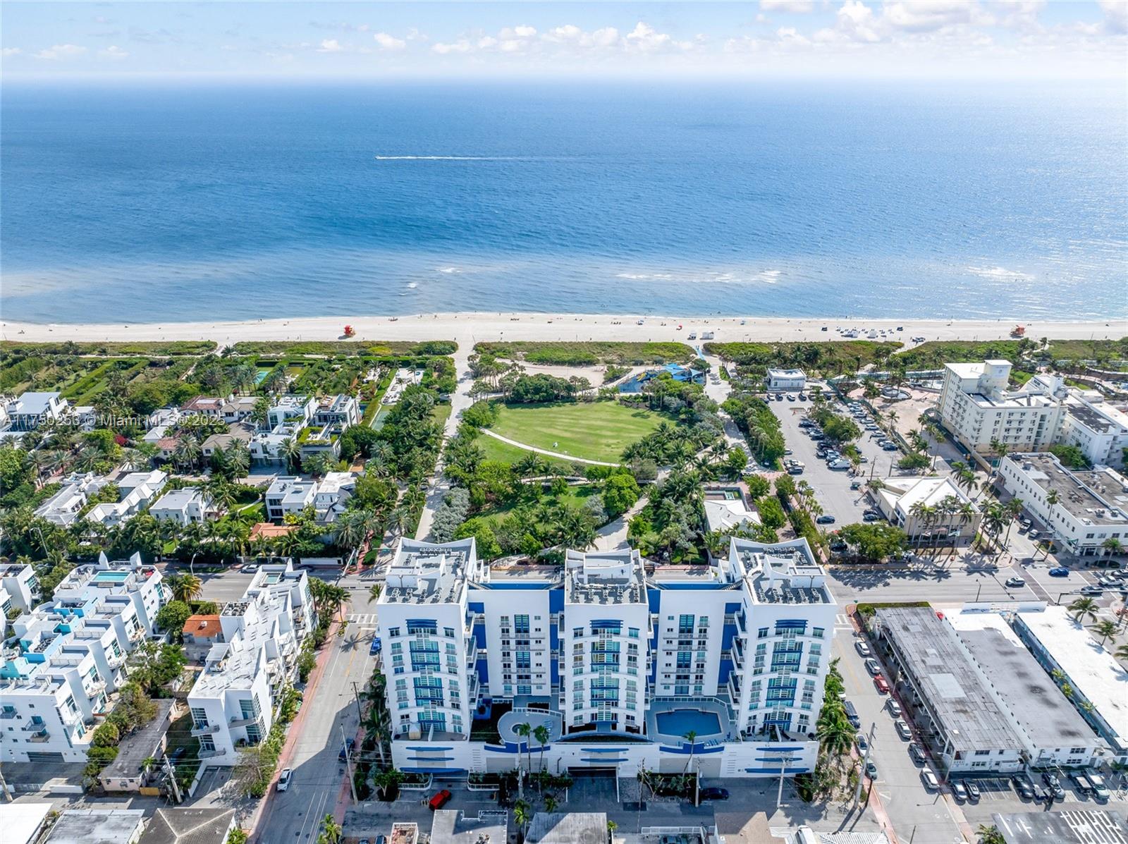 7600 Collins Ave 703