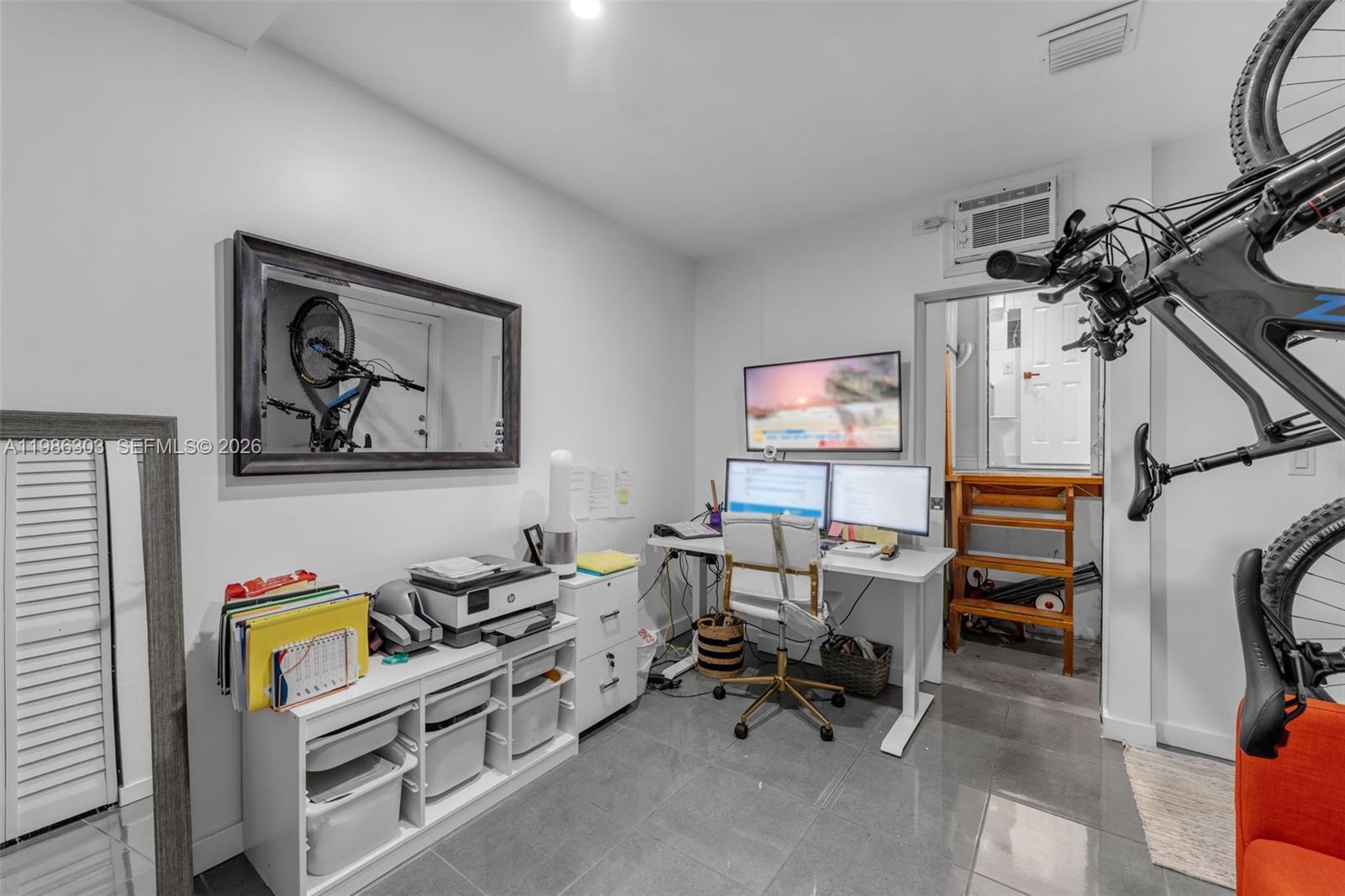 SAGA BAY TOWNHOMES - Residential Lease