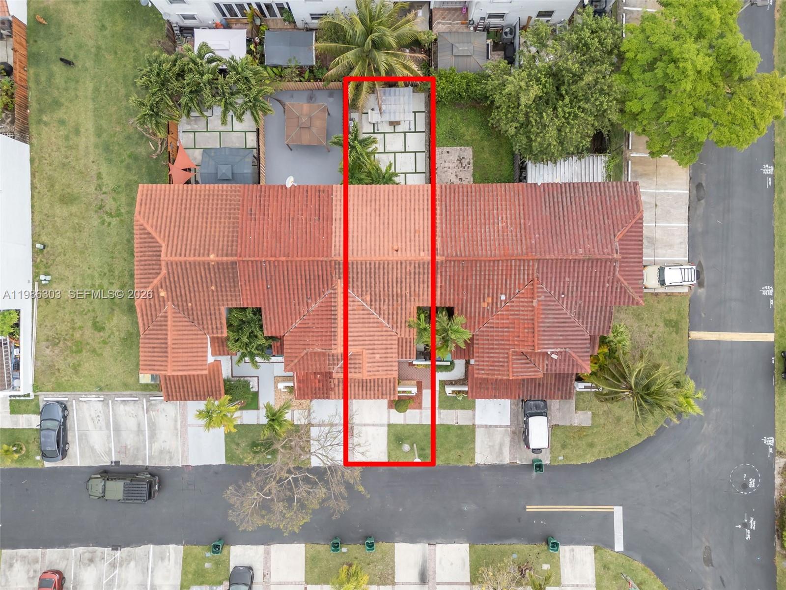 SAGA BAY TOWNHOMES - Residential Lease