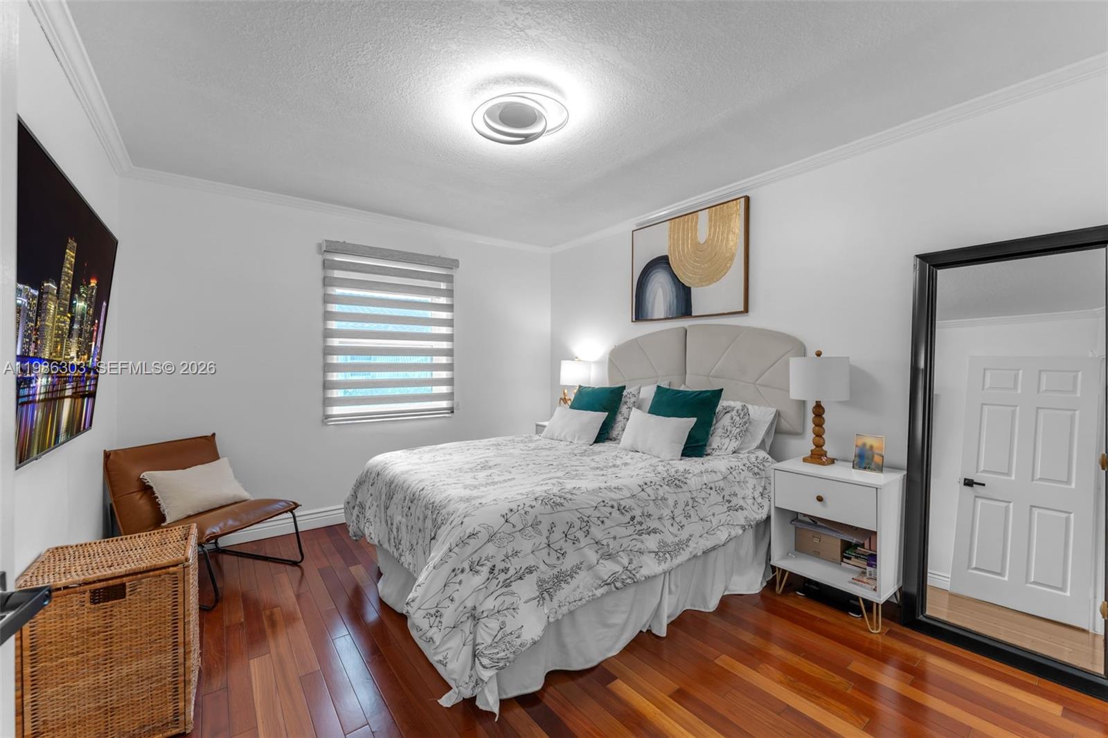 SAGA BAY TOWNHOMES - Residential Lease