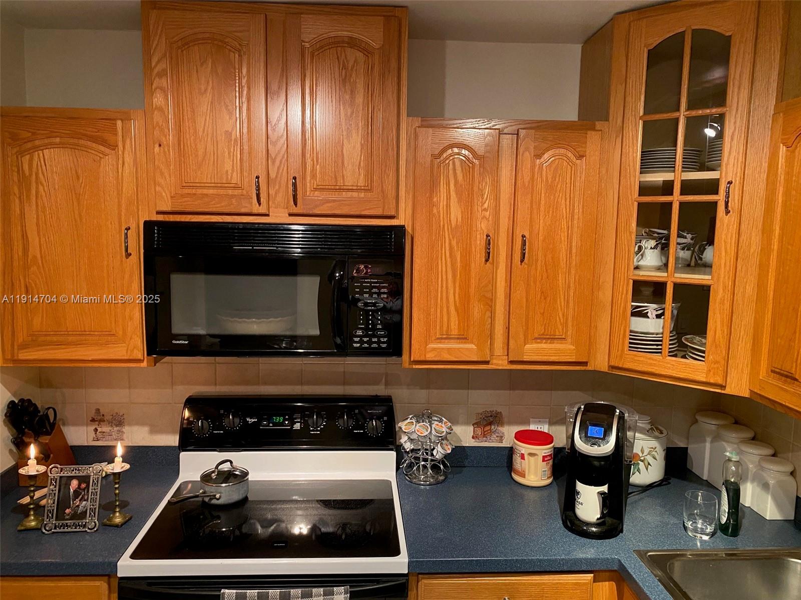 ENSENADA CONDO BLDG E-II - Residential