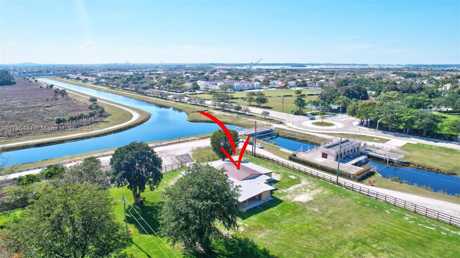 COUNTRY CLUB RANCHES - Land